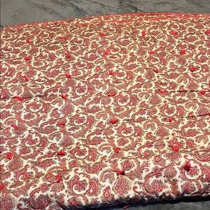 Paisley Patterned Quilt in Red and Cream